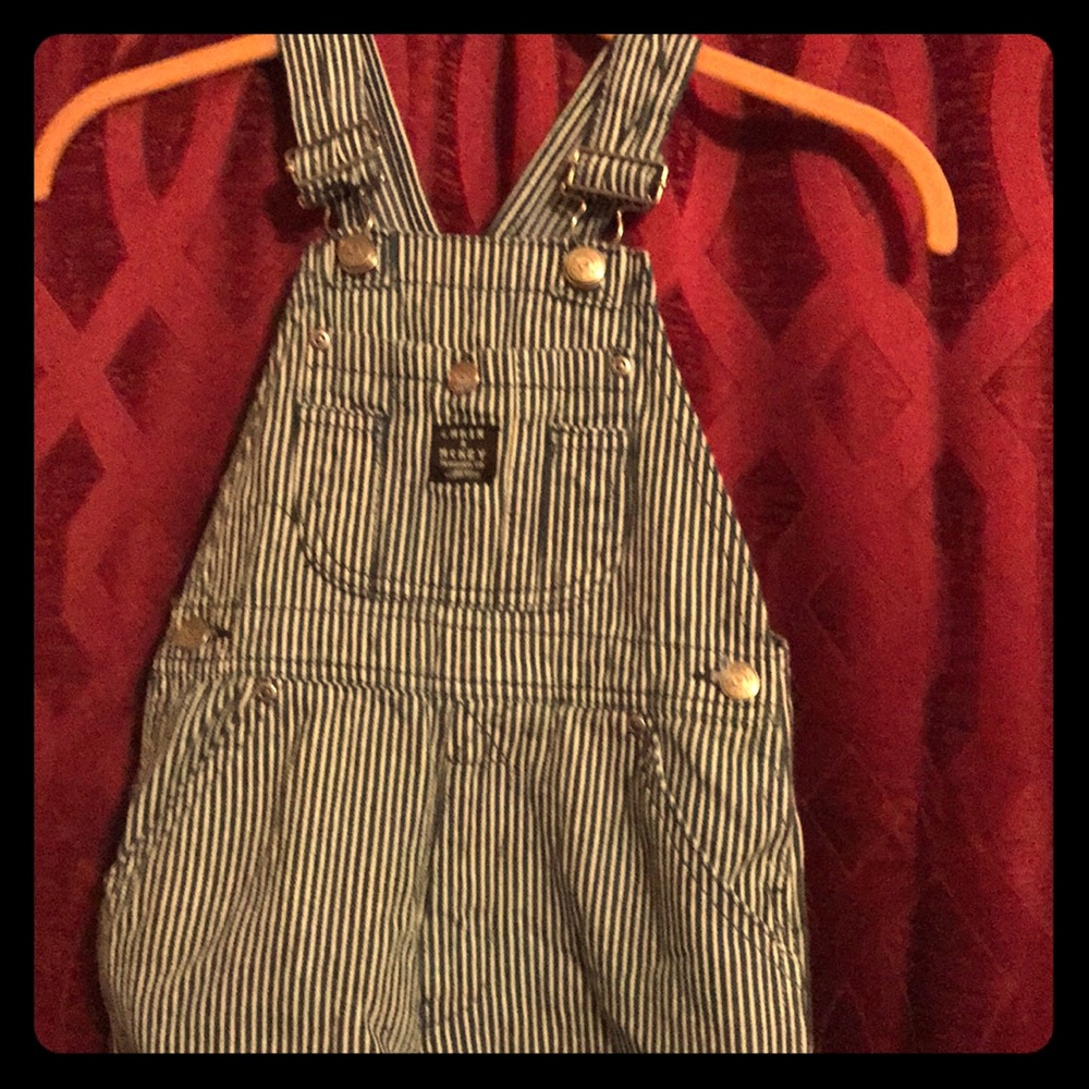 Size 4 boys Lakin McKey overalls
